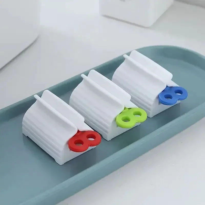 Espremedor de Pasta de Dente - TwistRoll - COMPRE 1 LEVE 3